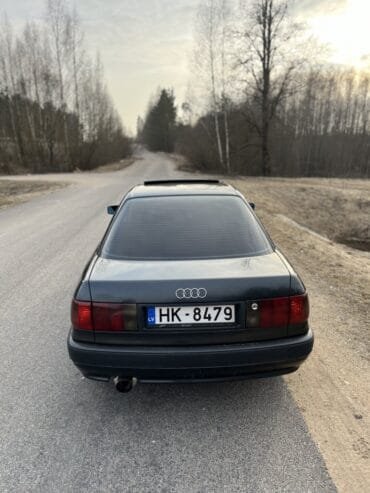 Audi 80