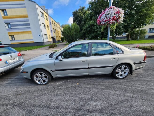 Volvo S80