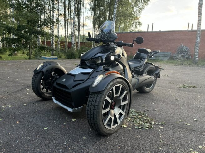 Pardod Can Am Bombardier Rally Sport Edition 2021