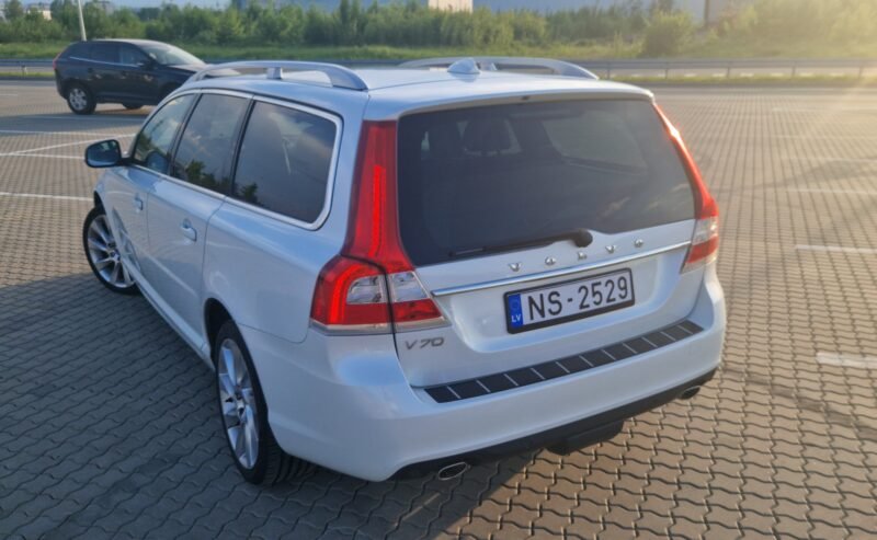 Volvo V70