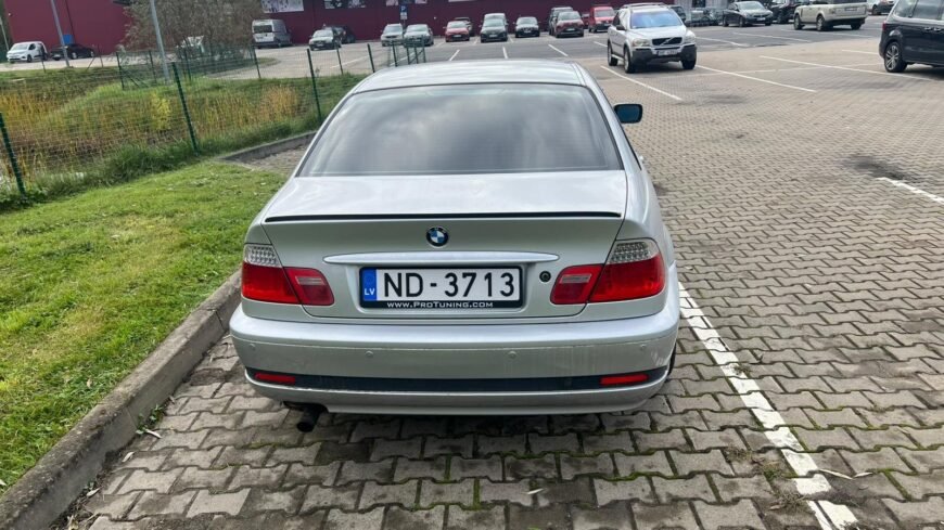 BMW 3. sērija 318