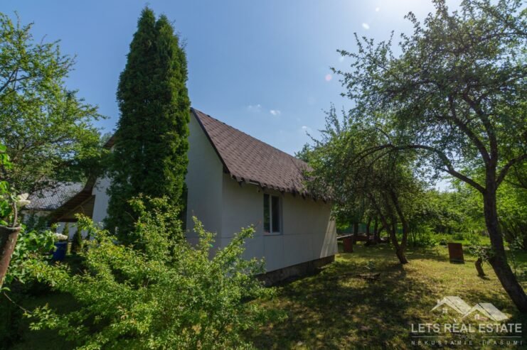 94 m² būve, 645 m² zeme, Sputņiks 57, Dāvi